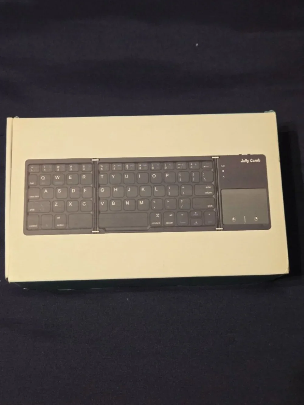 FOLDABLE BLUETOOTH KEYBOARD WITH MOUSE